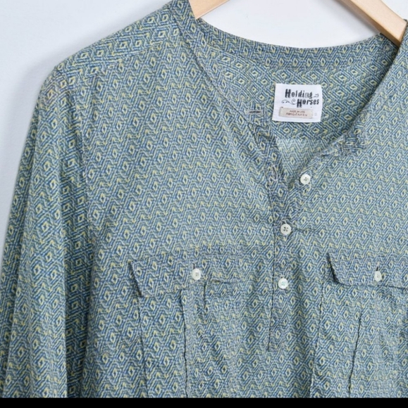 Holding Horses Anthropologie Long Sleeve Tulipane Semi Sheer Henley Blouse Sz 12 - Picture 4 of 4